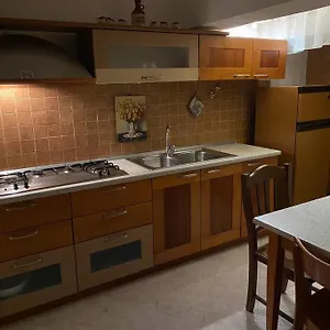 https://la-casetta-allangolo.palermohotels.org